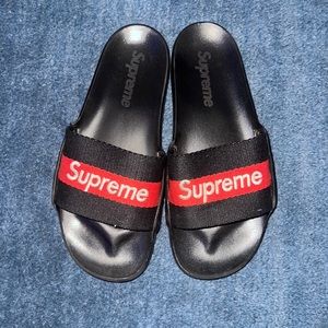 supreme slides flipflops
